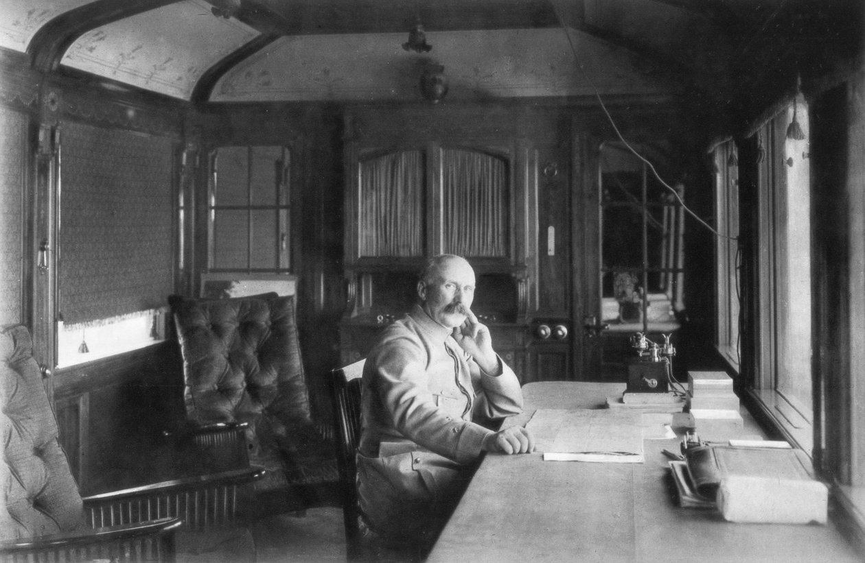 Kenraali Philippe Petain, Ranskan toisen armeijan komentaja, Verdun, Ranska, 1916 tekijältä Unbekannt