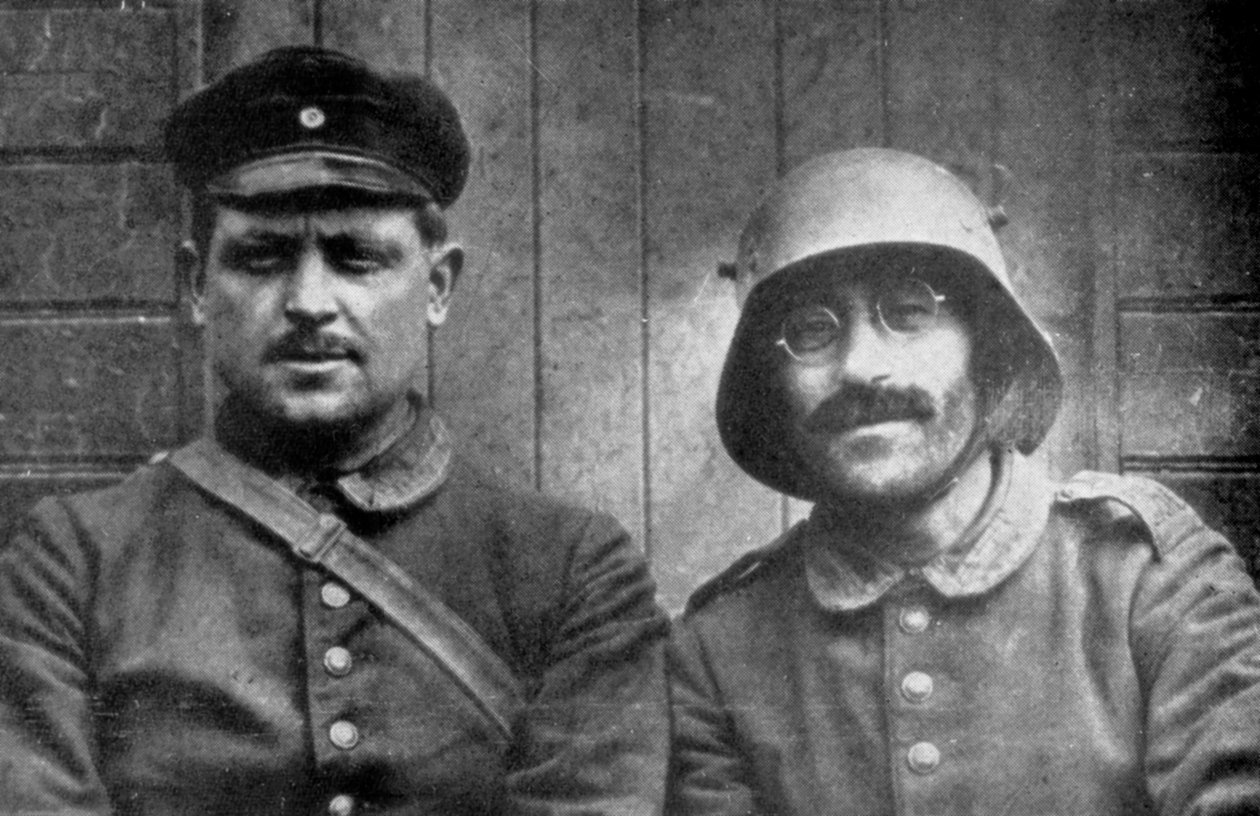 Kanadan joukkojen vangitsemat saksalaiset vangit, Vimy, Ranska, ensimmäinen maailmansota, 1917 tekijältä Unbekannt
