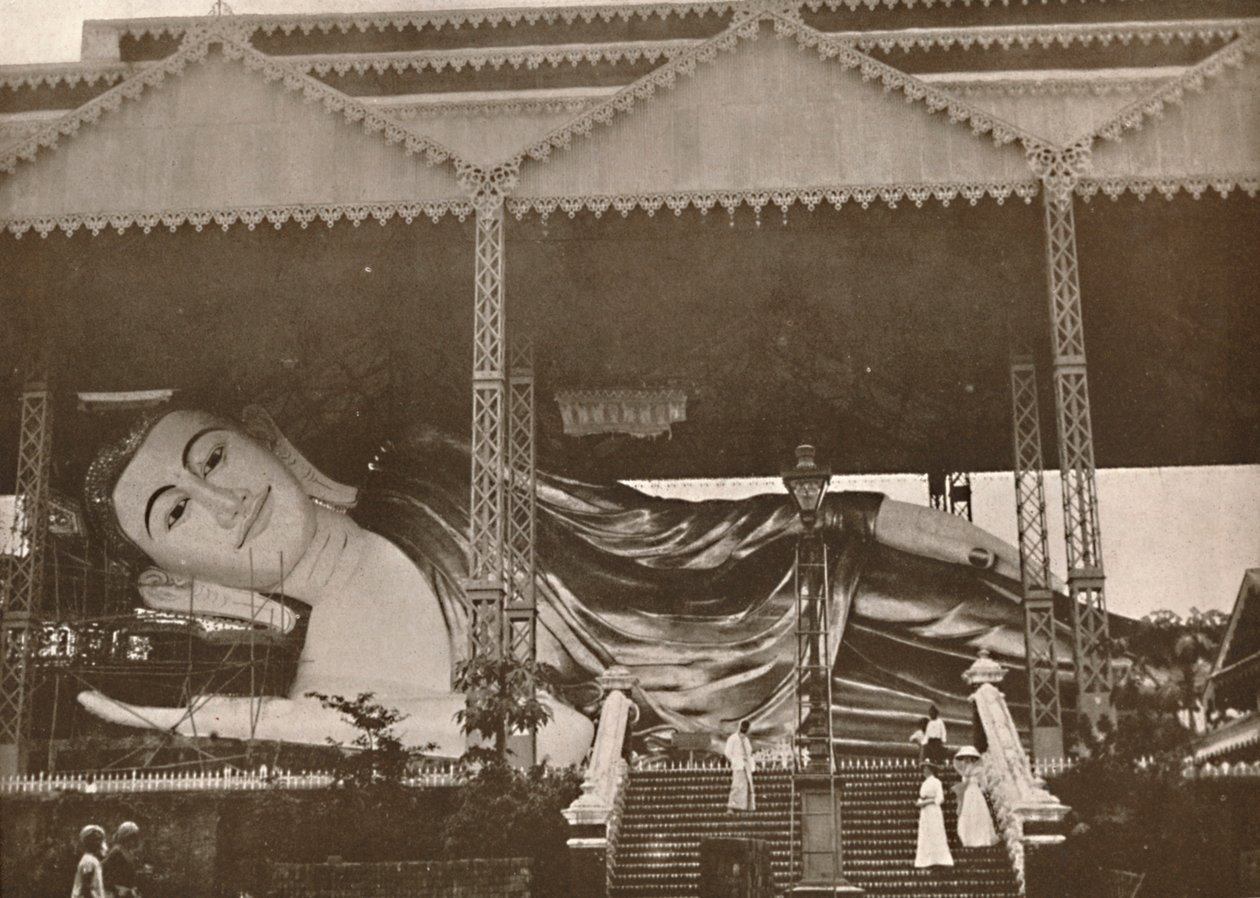 Jättimäinen makuuasennossa oleva Buddha-hahmo, Pegu, 1900. tekijältä Unbekannt
