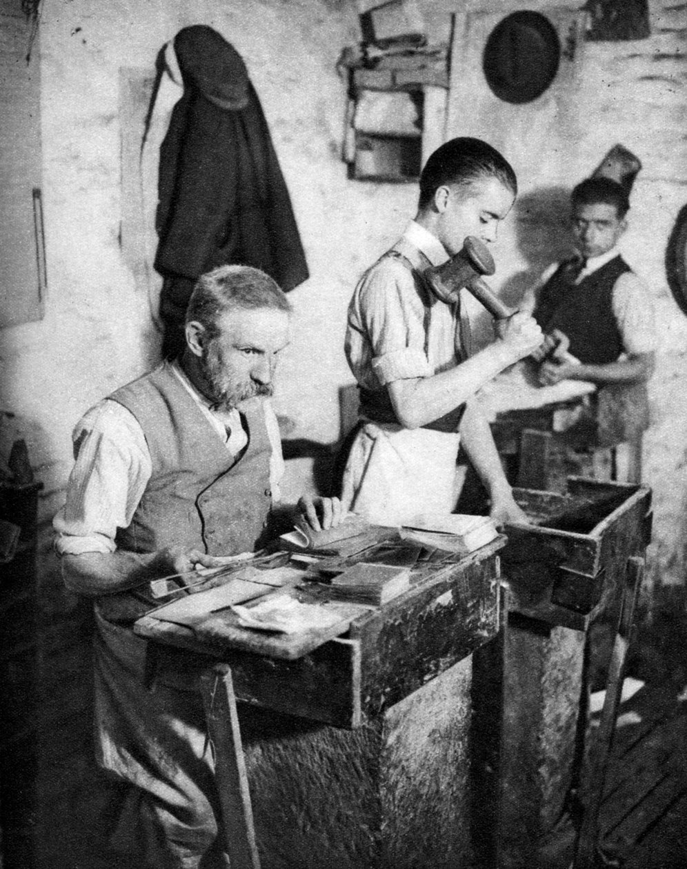 Kullanlyönti Lontoon työpajassa, 1926-1927 tekijältä Unbekannt