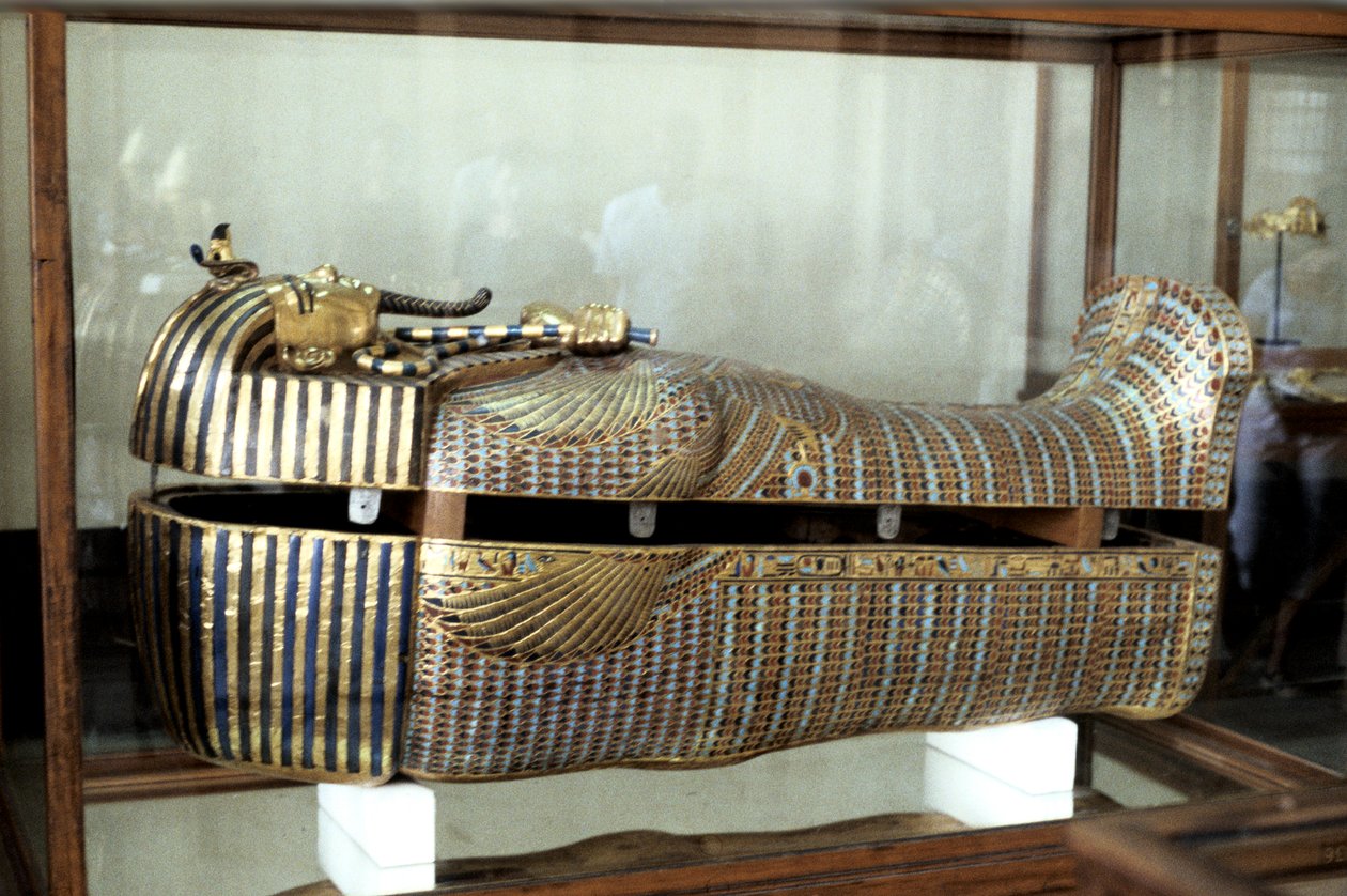 Farao Tutankhamonin kultainen sarkofagi, n. 1325 eaa tekijältä Unbekannt