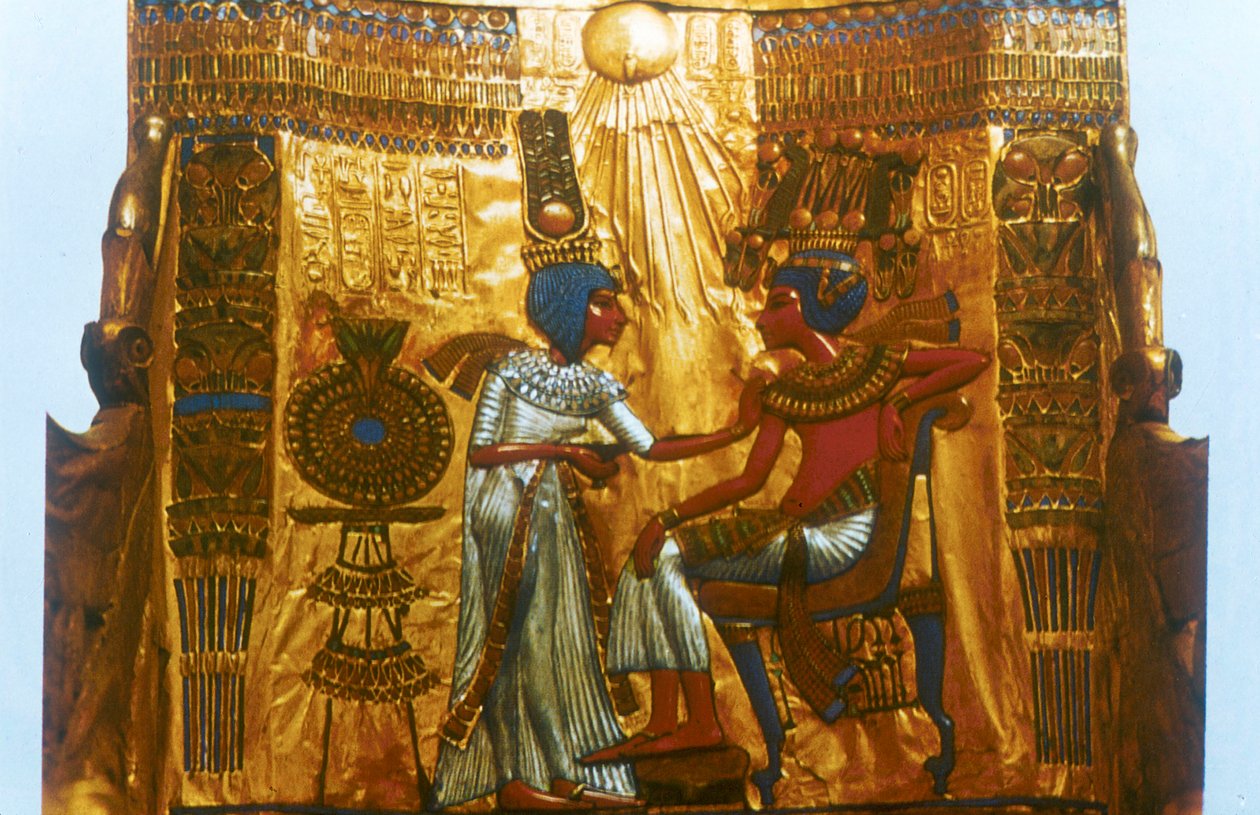 Tutankhamonin kultainen valtaistuin, muinainen egyptiläinen, 18. dynastia, Uusi kuningaskunta, 1300-luku eKr. tekijältä Unbekannt