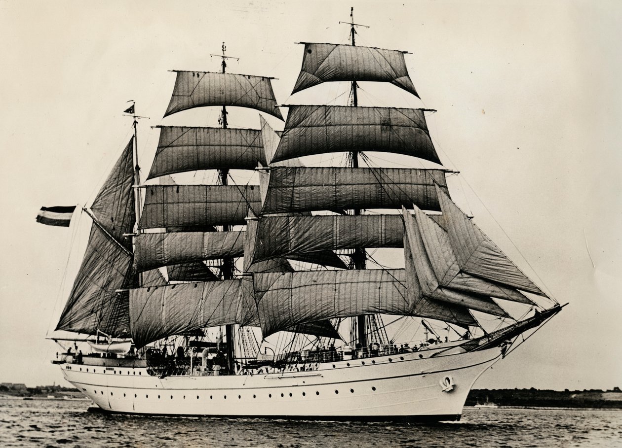 Gorch Fock ensimmäistä kertaa täysillä purjeilla, 1933 tekijältä Unbekannt