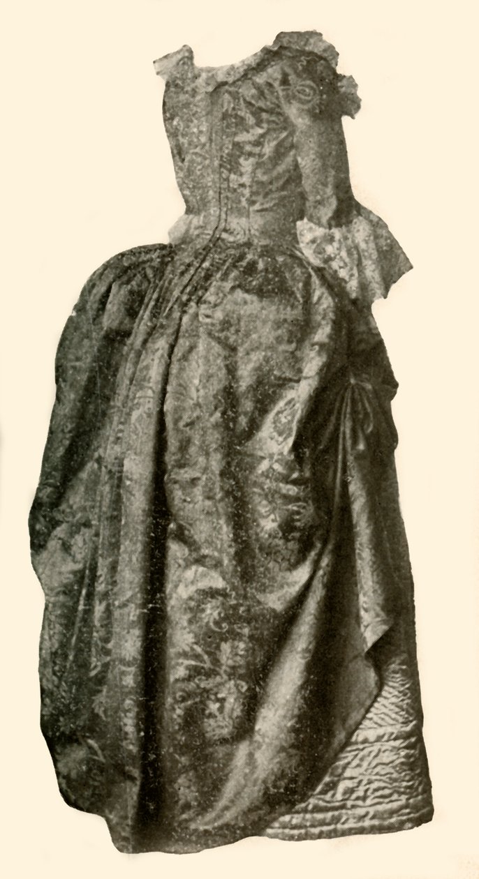 Keltainen damastibrokaattipuku, jota on käytetty sinisen tikatun satiinisen alushakkeen päällä, c1710-1730, 1937. tekijältä Unbekannt