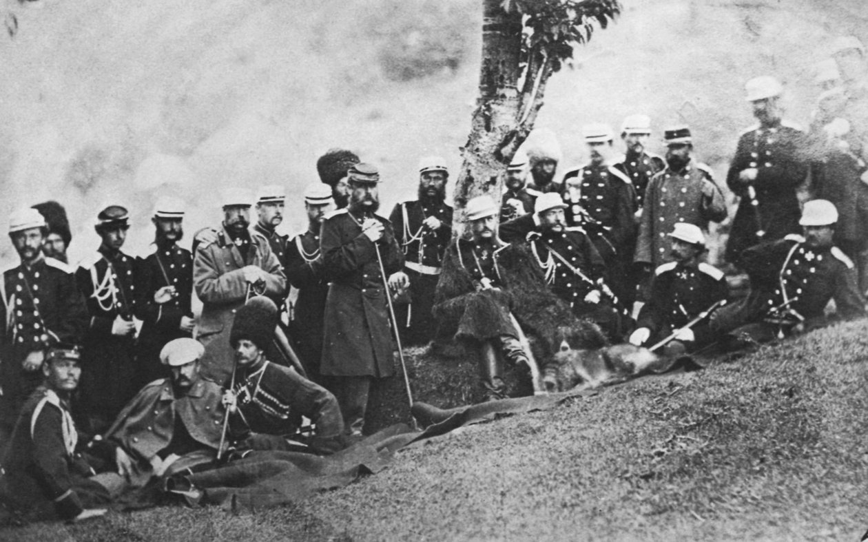 Venäjän suurherttua Mikael Nikolajevitš tutkimusmatkalla, n. 1880 tekijältä Unbekannt