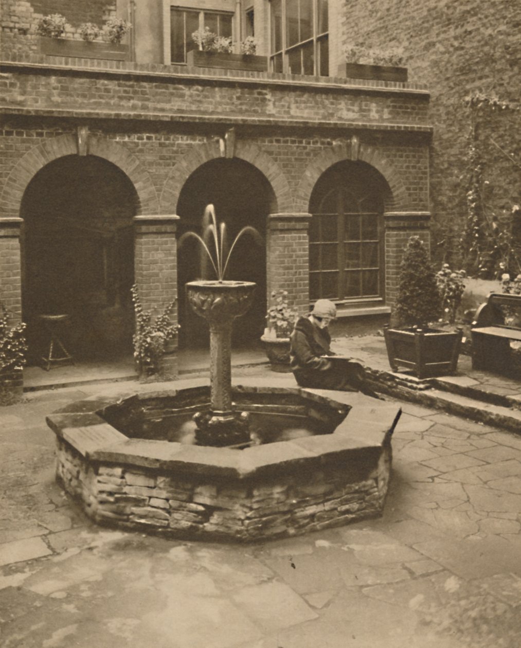St. Ethelburgan hautausmaa, Bishopgate, elävien lepopaikka, n. 1935. tekijältä Unbekannt
