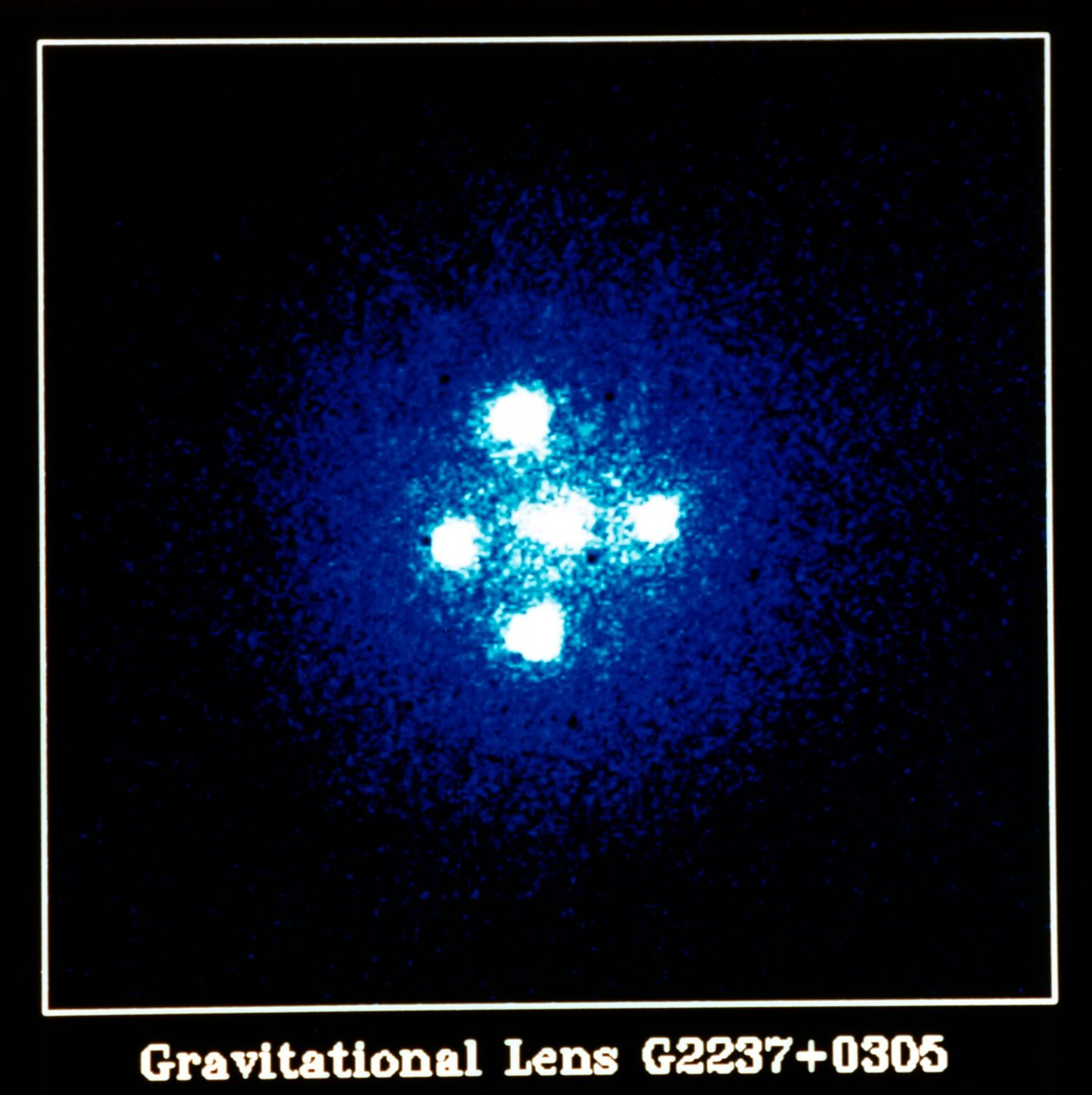 Gravitaatiolinssi G2237+0305 tekijältä Unbekannt