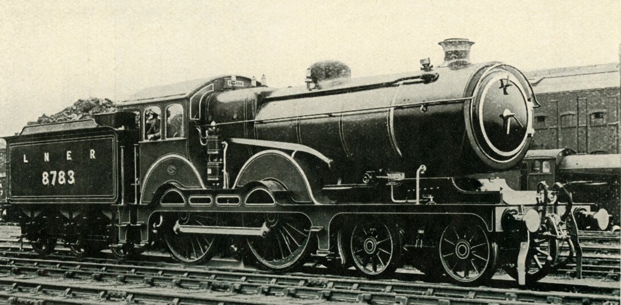 Great Eastern Type 4-4-0 Royal Trainsin erikoisvärjäyksessä, c1930. tekijältä Unbekannt