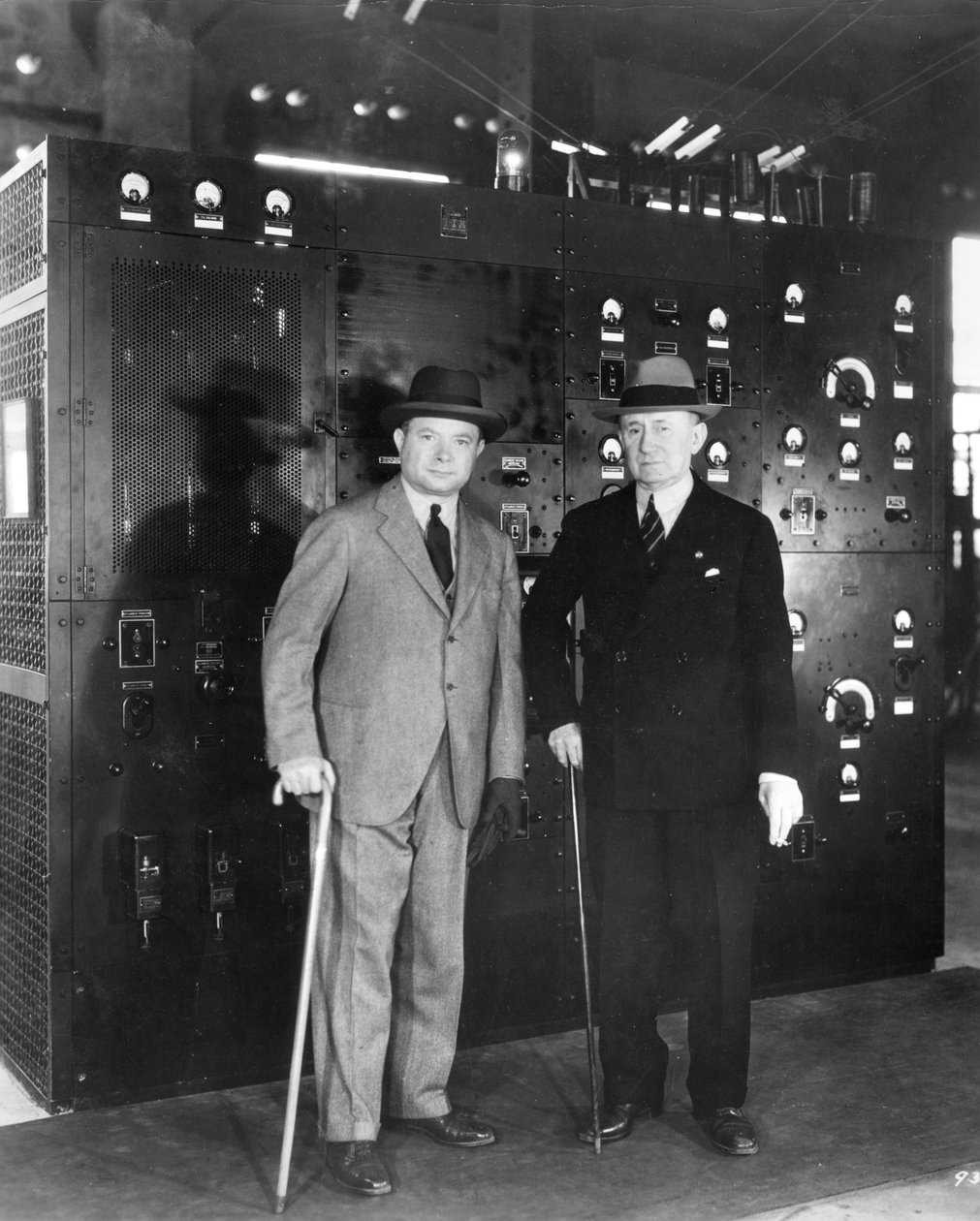 Guglielmo Marconi ja David Sarnoff, 1933 tekijältä Unbekannt