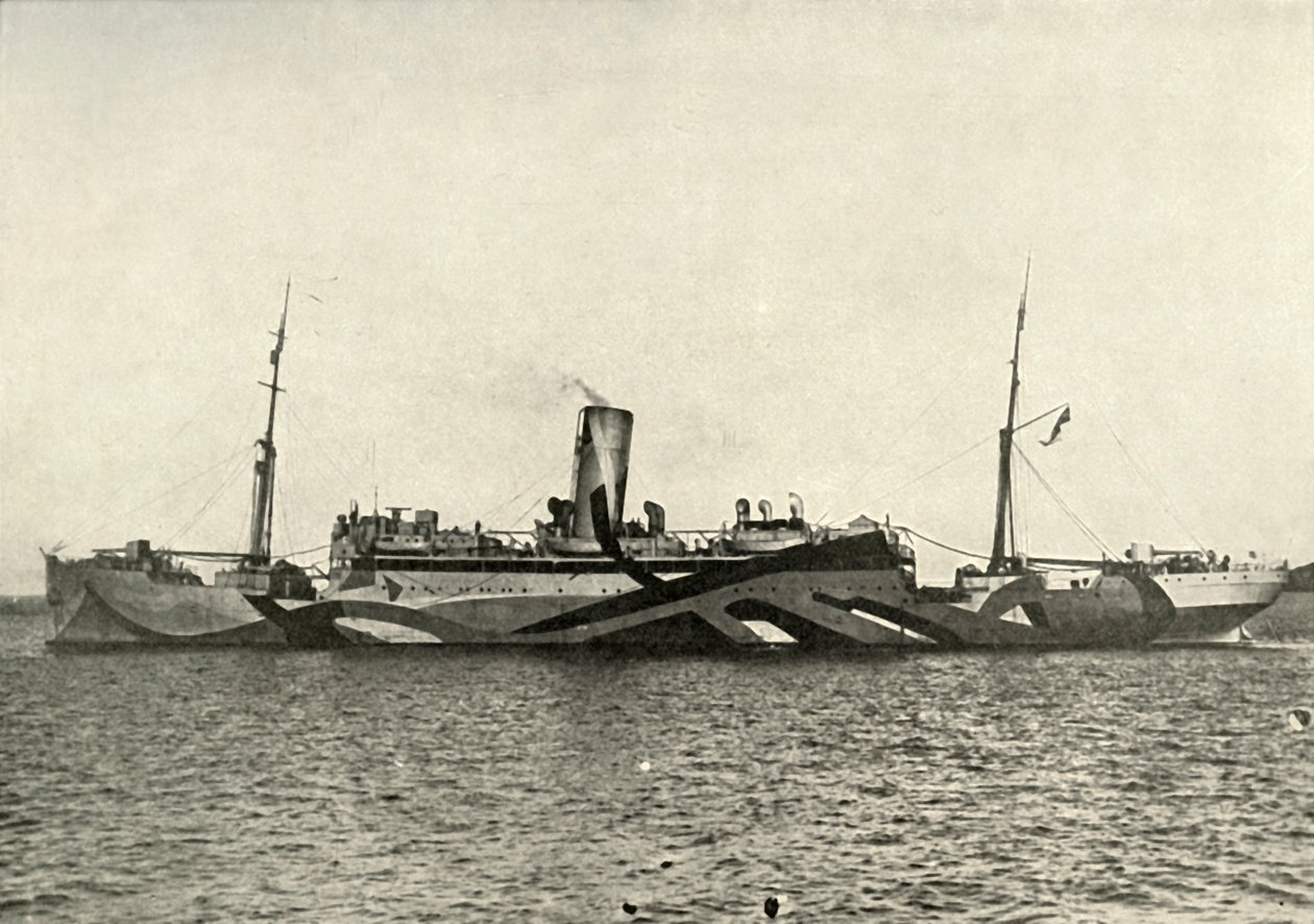 H.M. Apuristeilijä Coronado naamioitu, 1919. tekijältä Unbekannt