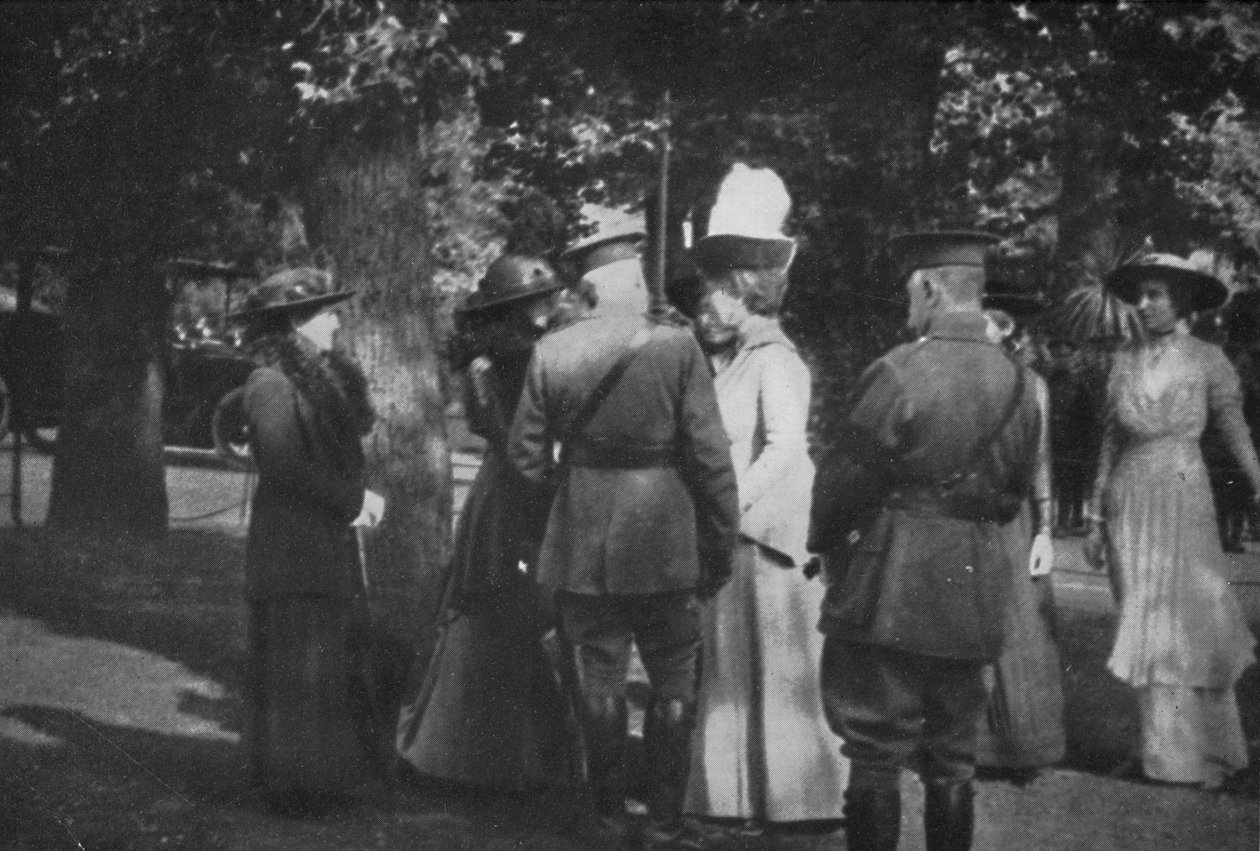 H.M. Kuningatar Maria 25. elokuuta 1915 1939 pidetyn vihkimisen jälkeen tekijältä Unbekannt