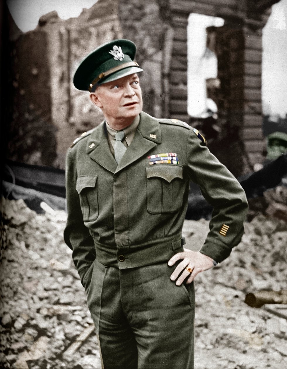 Hän johti vapauttavat armeijamme voittoon, 1945 tekijältä Unbekannt