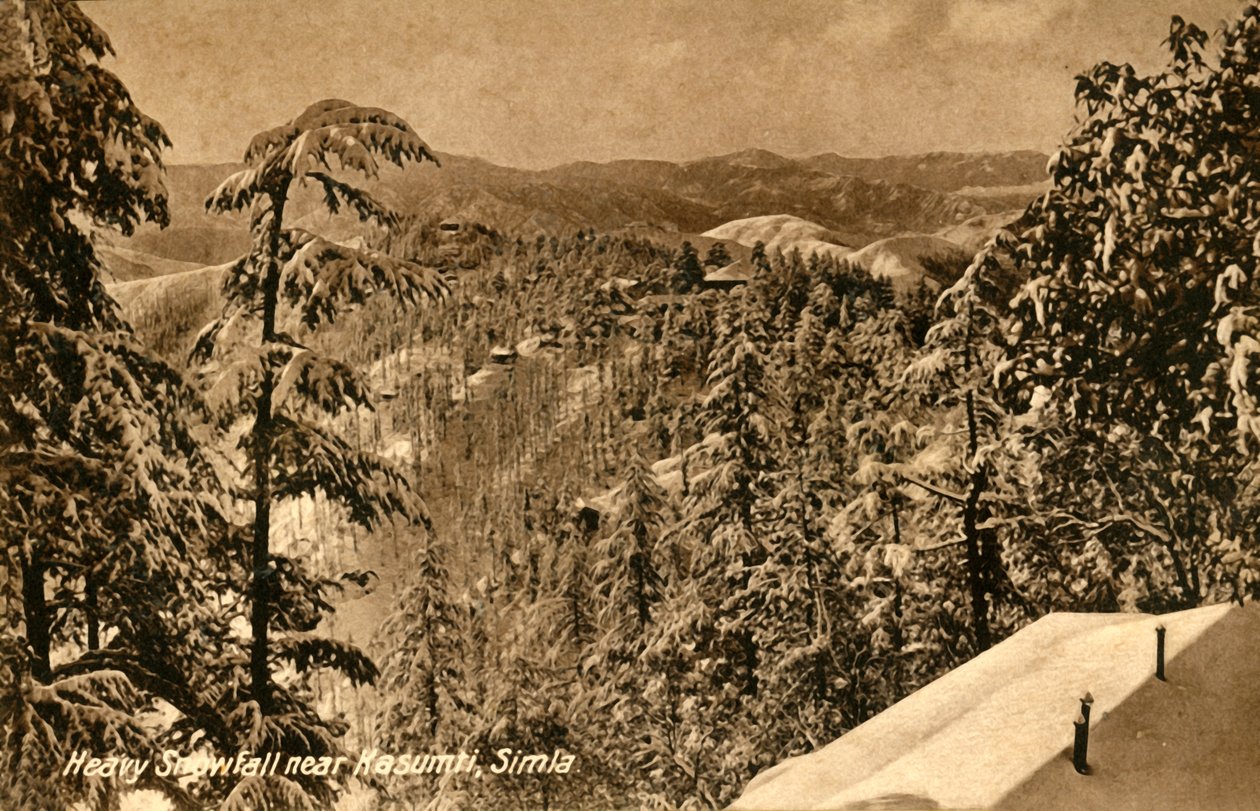 Voimakas lumisade lähellä Kasumptia, Shimla, c1918-c1939. tekijältä Unbekannt