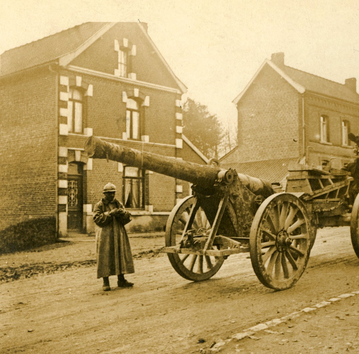 Raskas tykistö, c1914-c1918 tekijältä Unbekannt