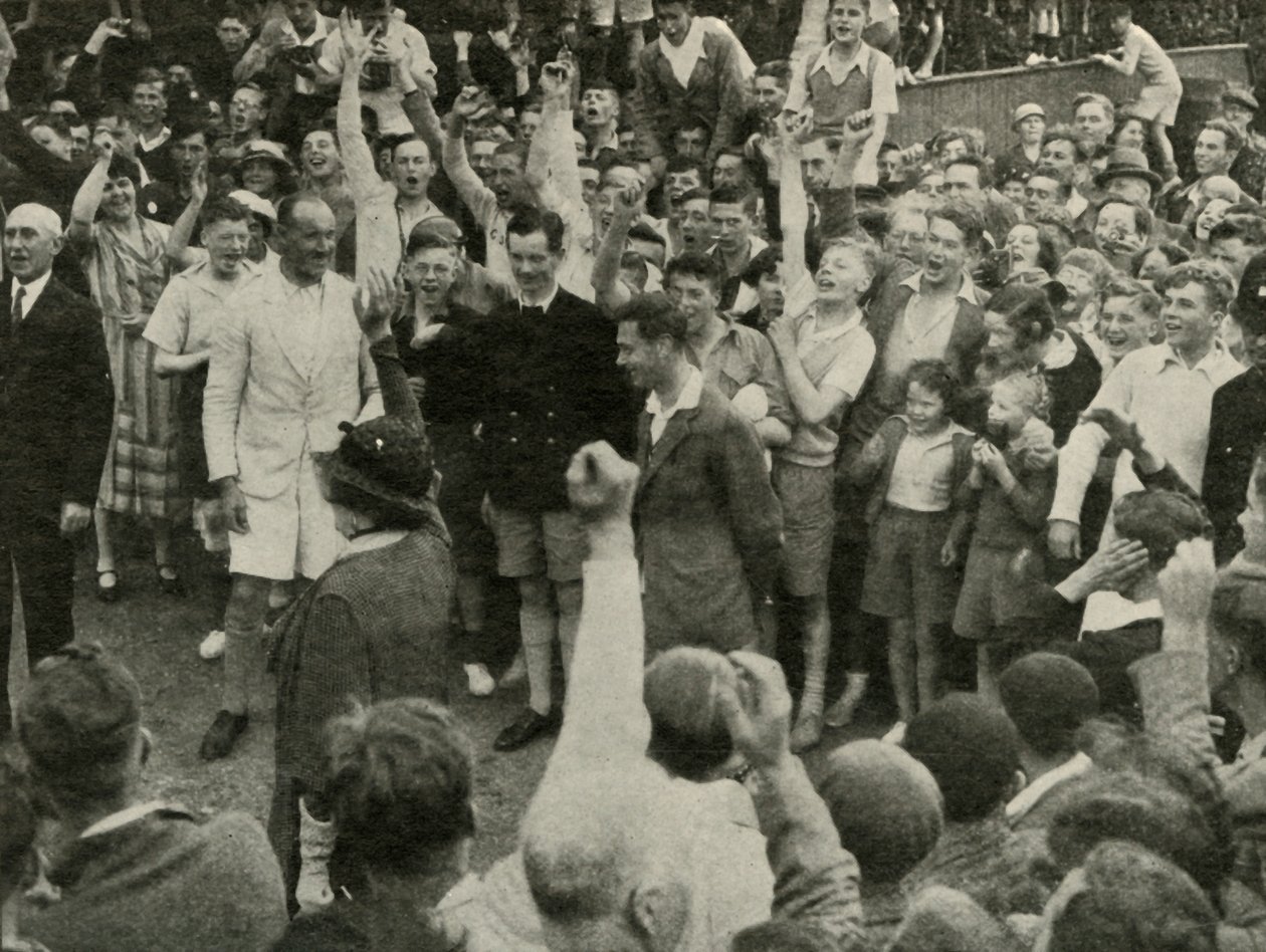 Hänen Majesteettinsa His Boys Campissa Southwoldissa, 1937. tekijältä Unbekannt