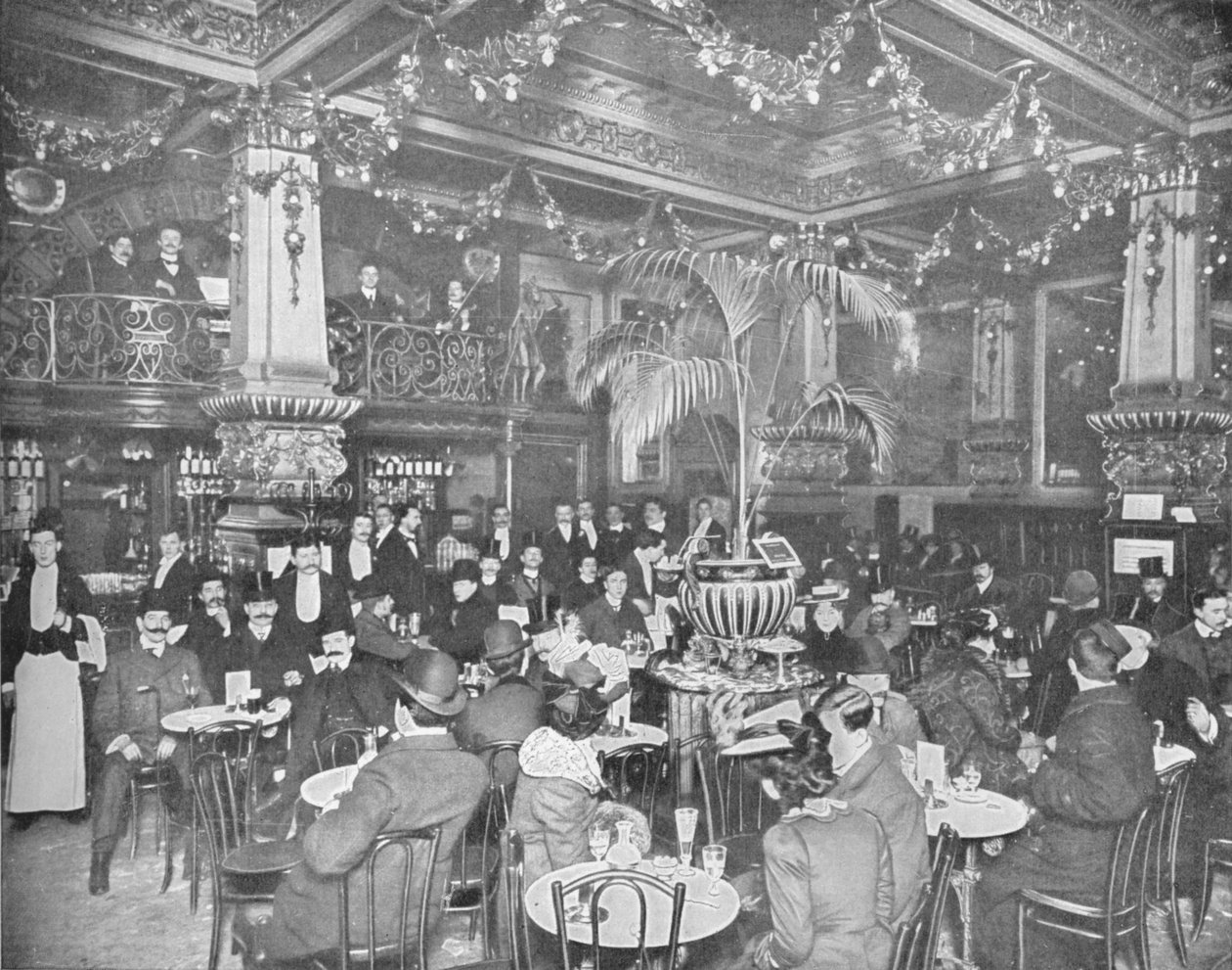Brasseriessa, Hotel de lEurope, Leicester Square, Lontoo c1903 1903 tekijältä Unbekannt