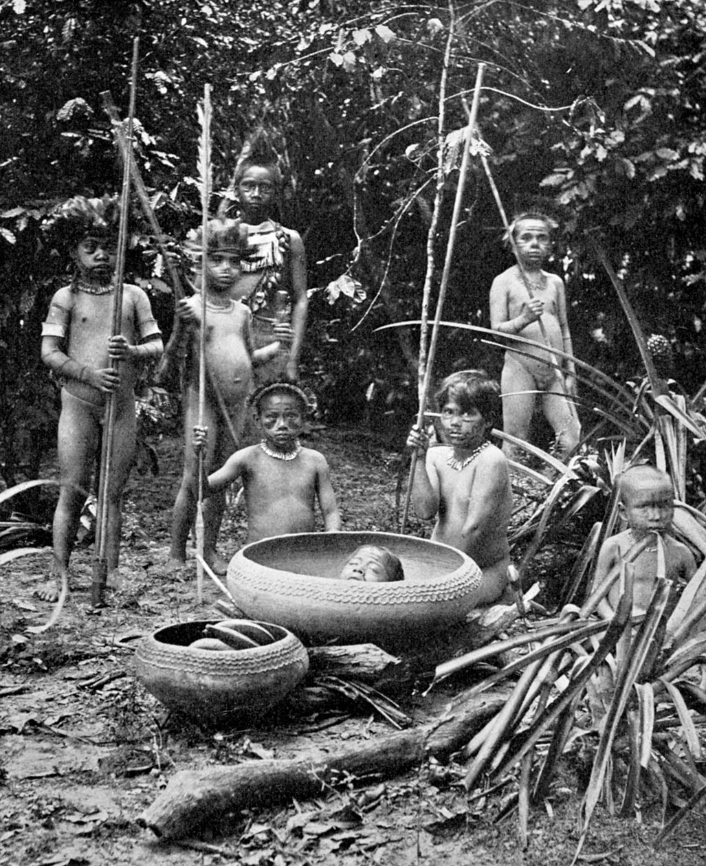 Putumayo-joen intiaanit, joilla on katkaistu pää, Amazonia tekijältä Unbekannt