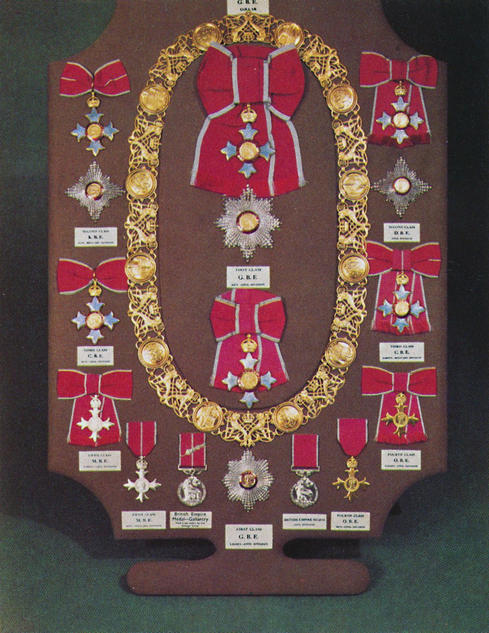 Brittiläisen imperiumin ritarikunnan arvomerkit, 1953 tekijältä Unbekannt