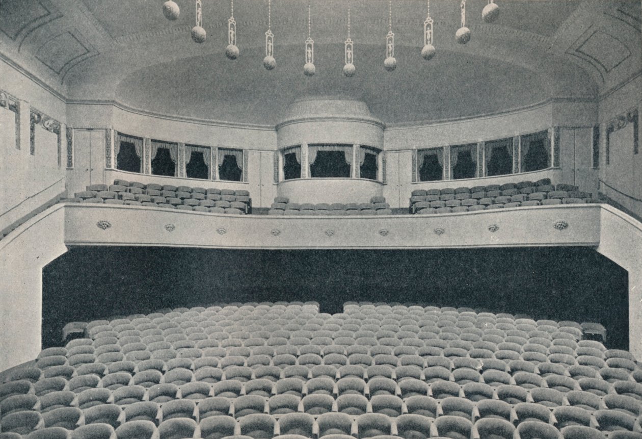 Uuden Kino-teatterin sisustus Berliinin West Endissä, vuodelta 1913 tekijältä Unbekannt