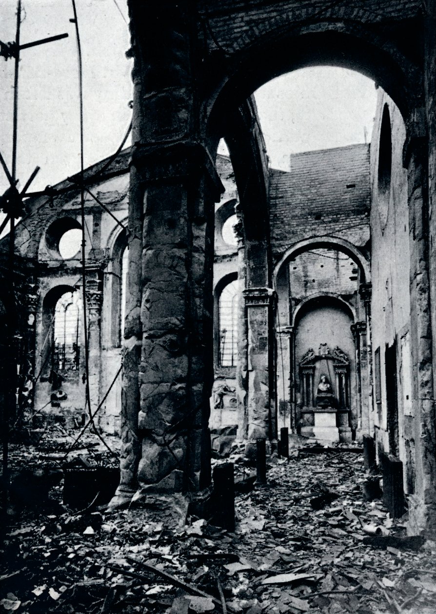 St. Mary Le Bow -kirkon sisätilat, Cheapside paloi ilmahyökkäyksessä, 1941 tekijältä Unbekannt