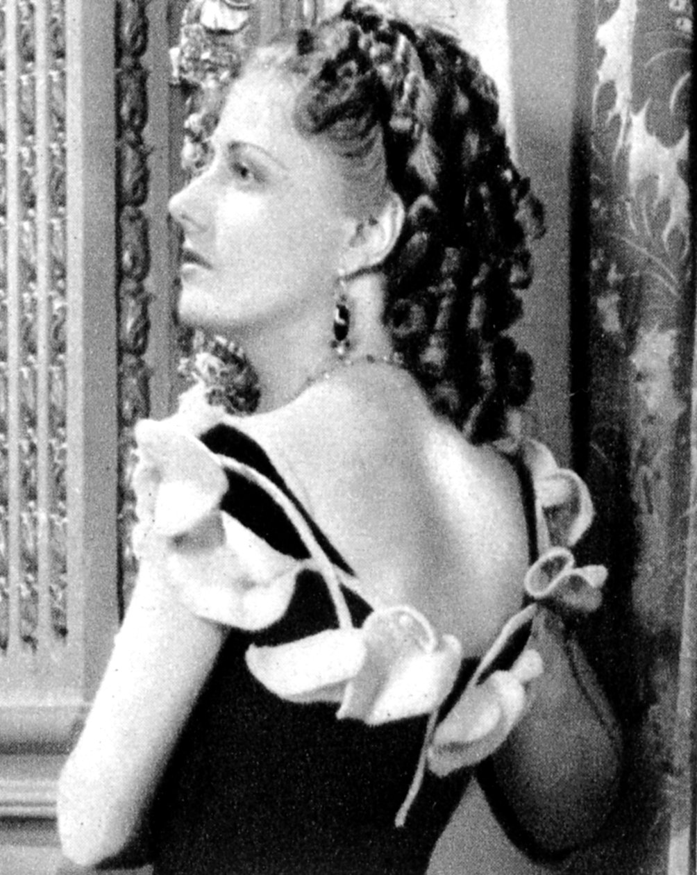 Irene Dunne, yhdysvaltalainen elokuvanäyttelijä ja laulaja, 1934-1935 tekijältä Unbekannt