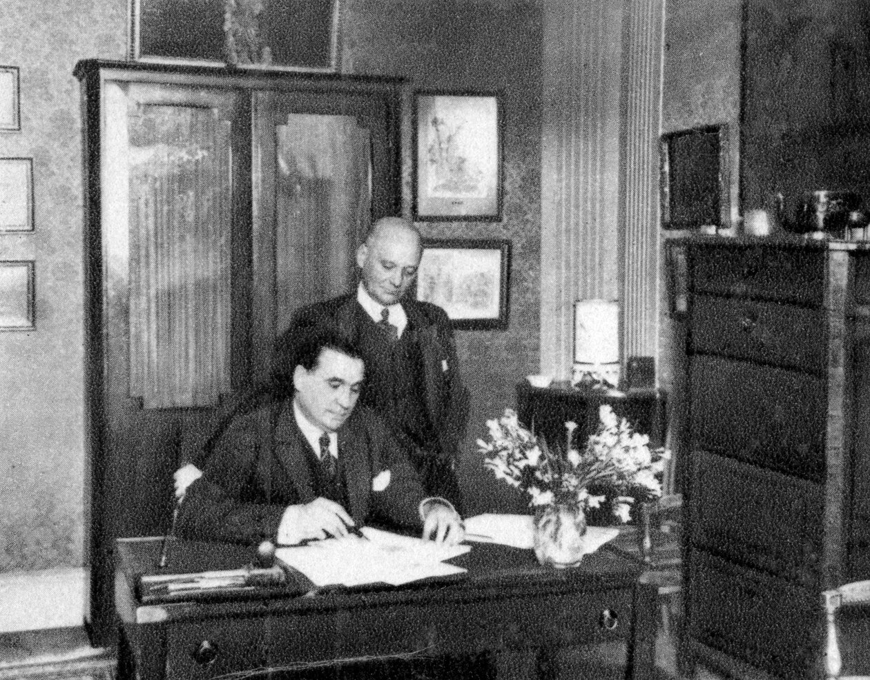 Jerome ja Jean Charaud, ranskalaiset kirjailijat, 1932 tekijältä Unbekannt