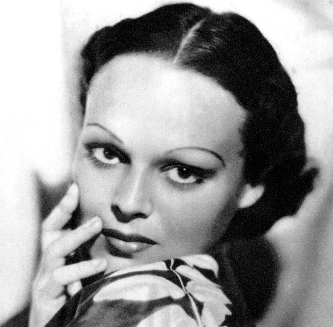 Katherine DeMille, kanadalaissyntyinen amerikkalainen näyttelijä, 1934-1935 tekijältä Unbekannt