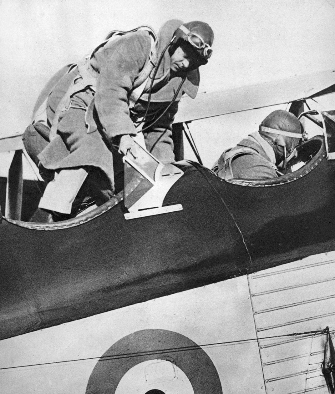 Kuningas Edward VIII lentokoneessa, 1936 tekijältä Unbekannt