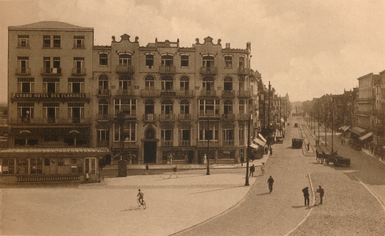 La Place Publique et lAvenue Lippens, Town Square ja Avenue Lippens, c1900. tekijältä Unbekannt
