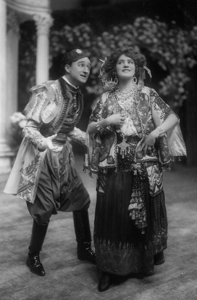 Lily Elsie ja Joseph Coyne elokuvassa The Merry Widow, vuodelta 1907 tekijältä Unbekannt