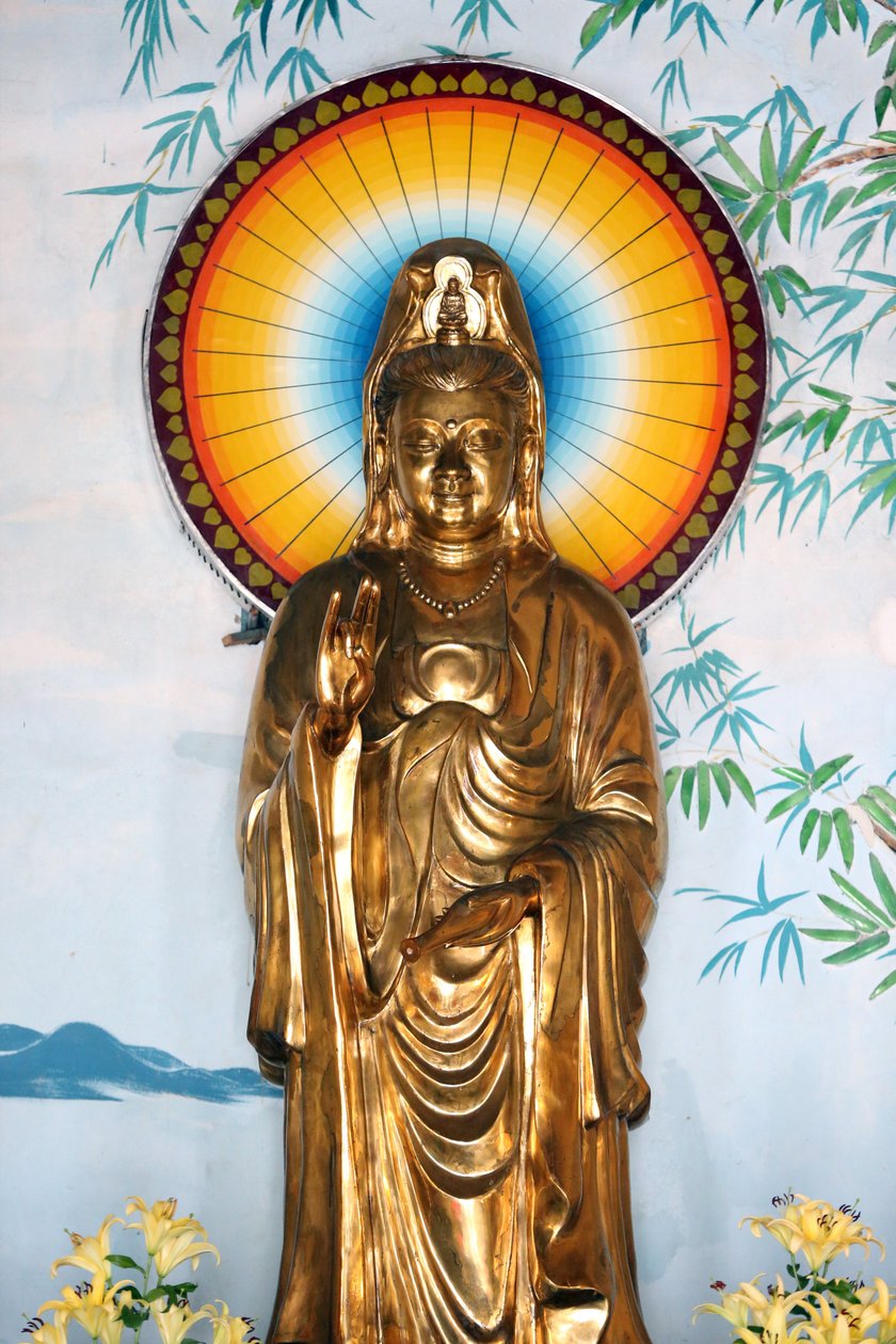 Linh Ung buddhalainen pagodi. Quan Am myötätunnon bodhisattva tai armon jumalatar. Suojaele (Abhay). Danang. Vietnam tekijältä Unbekannt