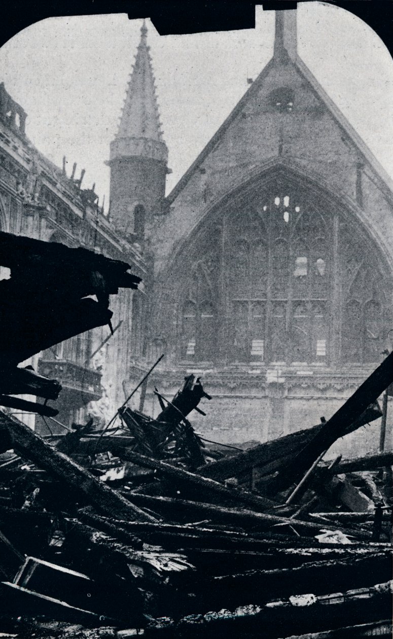 Lontoon kiltahalli tulipalon jälkeen 29. joulukuuta 1940 tekijältä Unbekannt
