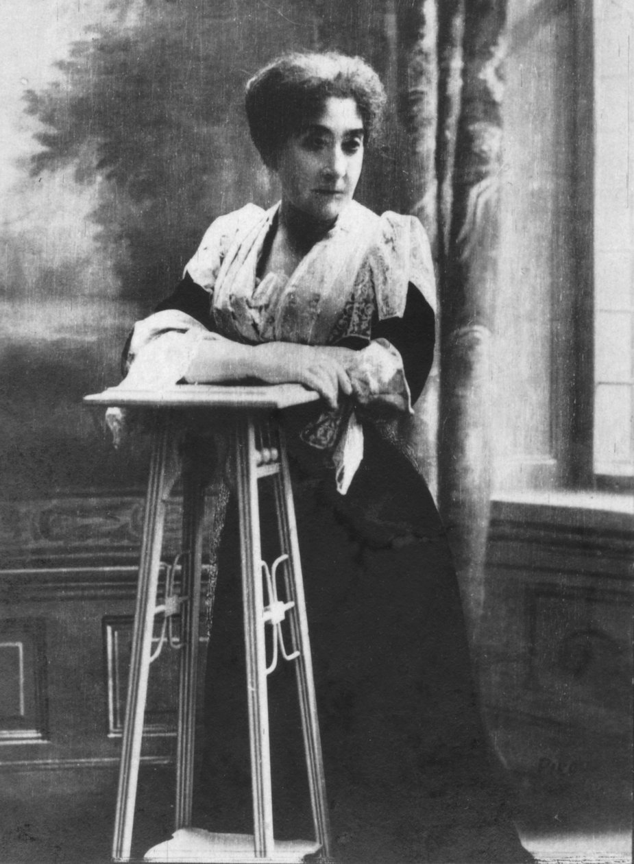 Rouva De Peyrebrune. , c1893 tekijältä Unbekannt