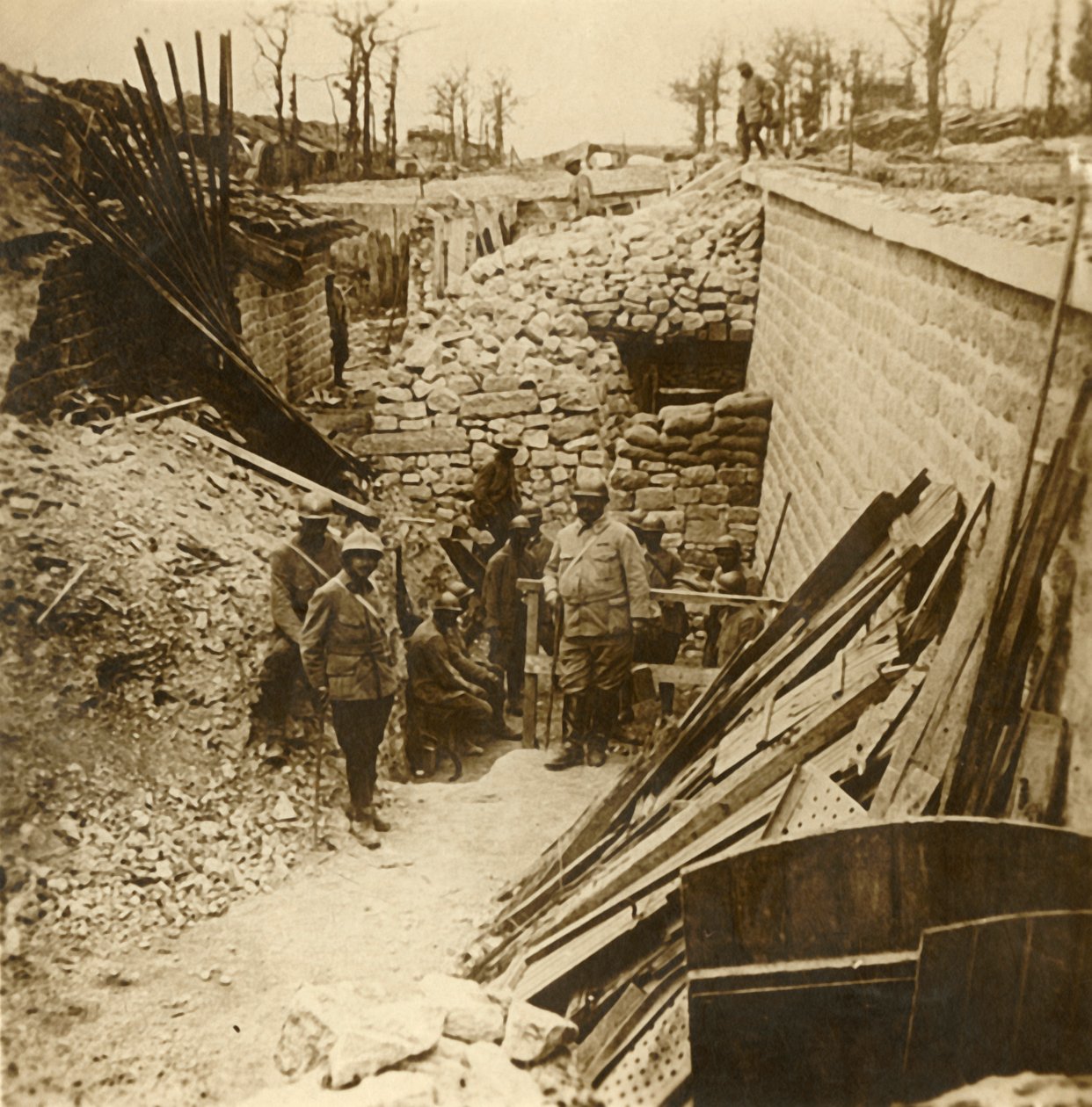 Marceaun kasarmi, Verdun, Pohjois-Ranska, 1916 tekijältä Unbekannt