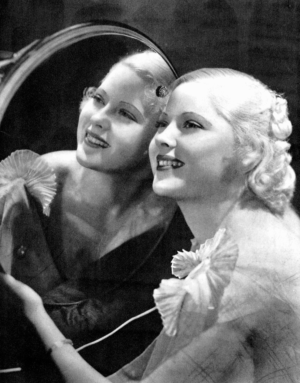 Mary Carlisle, yhdysvaltalainen näyttelijä ja laulaja, 1934-1935 tekijältä Unbekannt