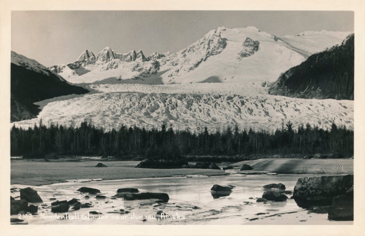 Mendenhallin jäätikkö lähellä Juneaua, Alaska, vuodelta 1940. tekijältä Unbekannt