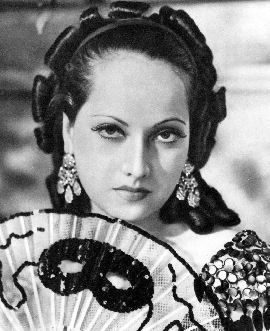 Merle Oberon, brittiläinen elokuvanäyttelijä, 1934-1935 tekijältä Unbekannt