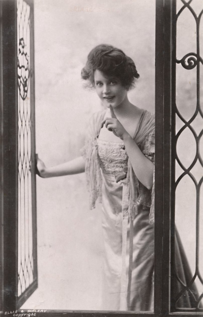 Neiti Billie Burke, 1884-1970, c1930. tekijältä Unbekannt