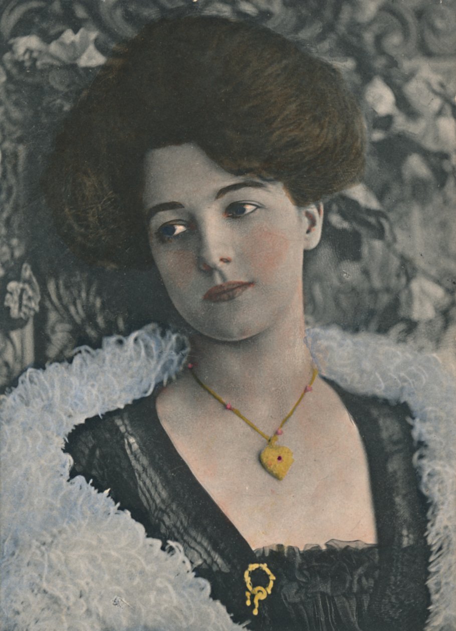 Neiti Olive May, 1886-1947, c1930. tekijältä Unbekannt