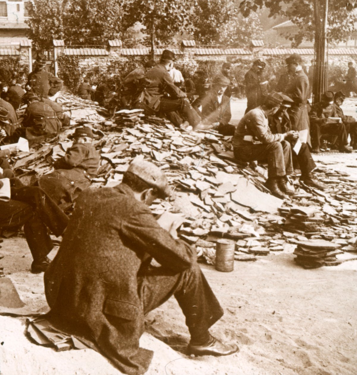 Mobilisointi, Pariisin kasarmi, 1914 tekijältä Unbekannt