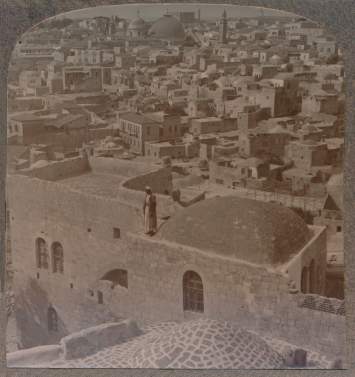 Jerusalemin muslimikortteli, englantilaiskoulusta, 1900 tekijältä Unbekannt