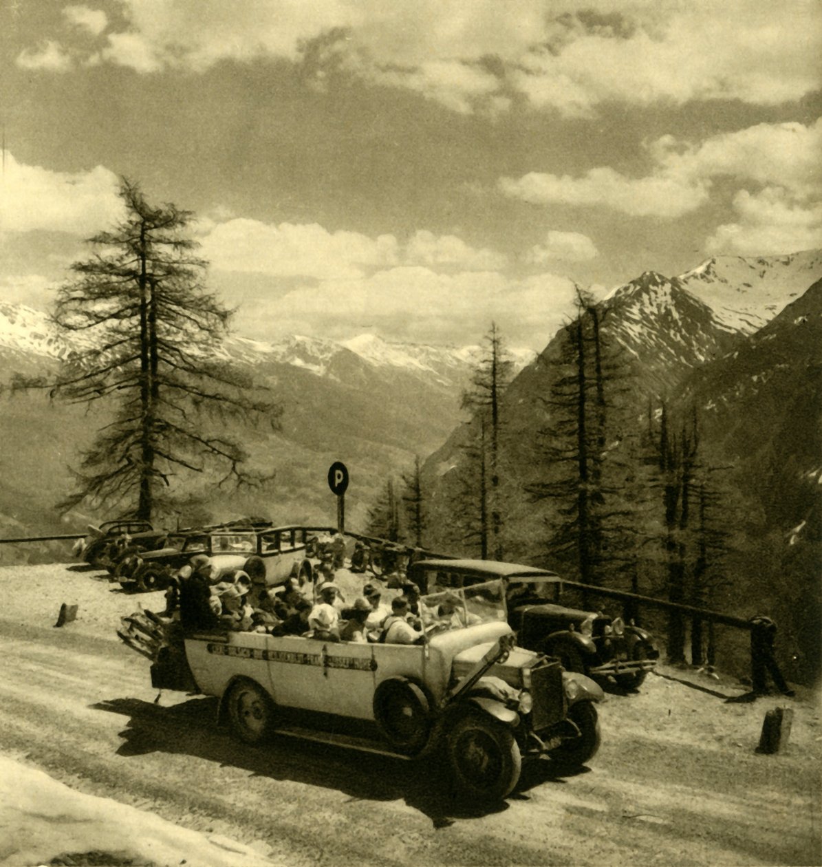Vuoristonäkymä Schöneckissä Grossglockner High Alpine Roadilla, Itävallassa, c1935. tekijältä Unbekannt