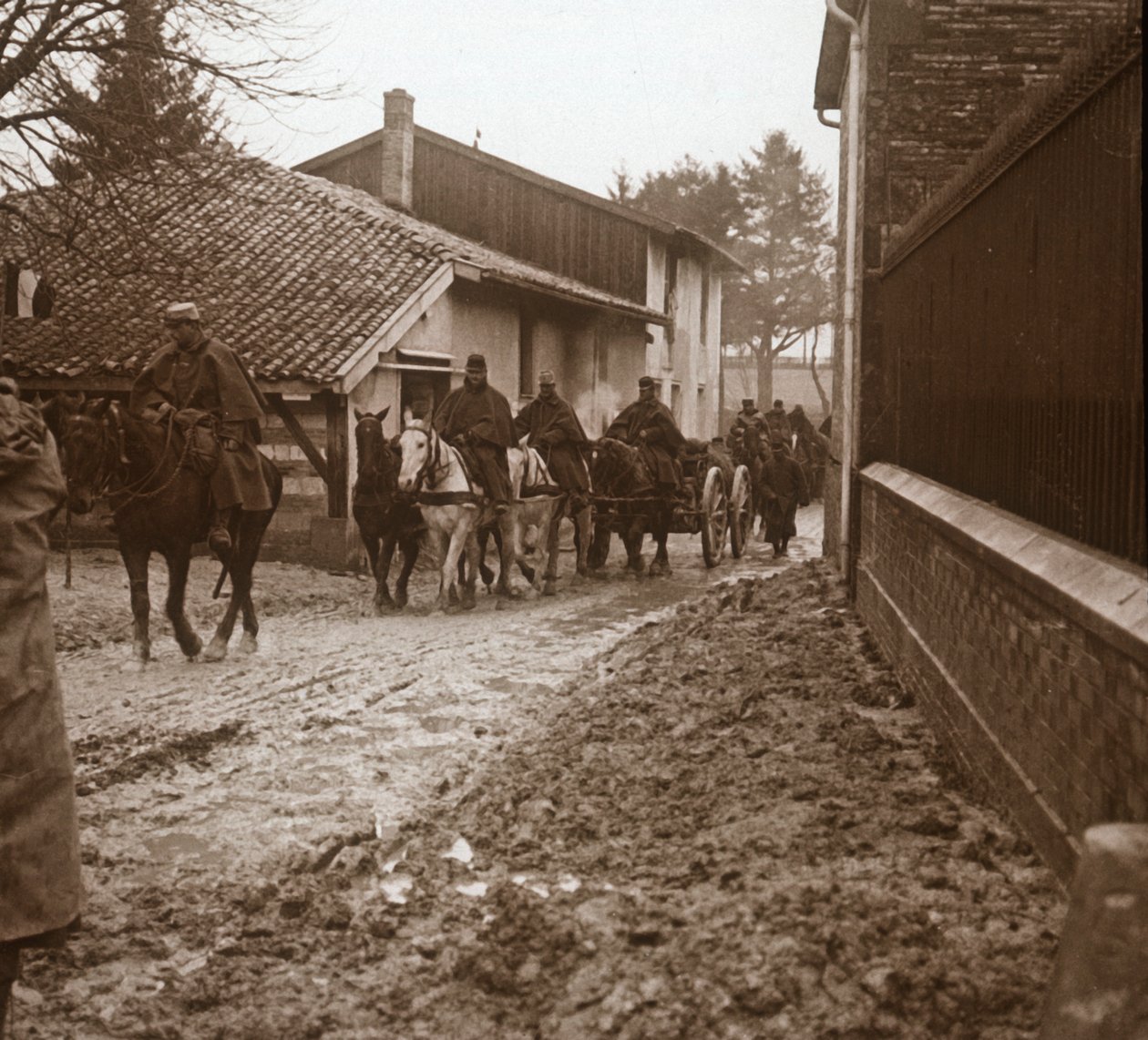 Ranskalaiset sotilaat tykistöineen, c1914-c1918 tekijältä Unbekannt