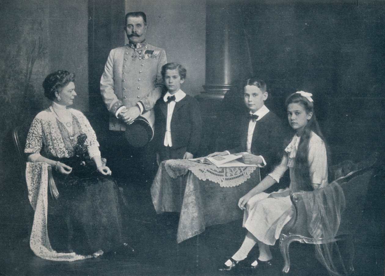 Murhattu arkkiherttua Francis Ferdinand vaimoineen ja lapsineen, v.1910 tekijältä Unbekannt