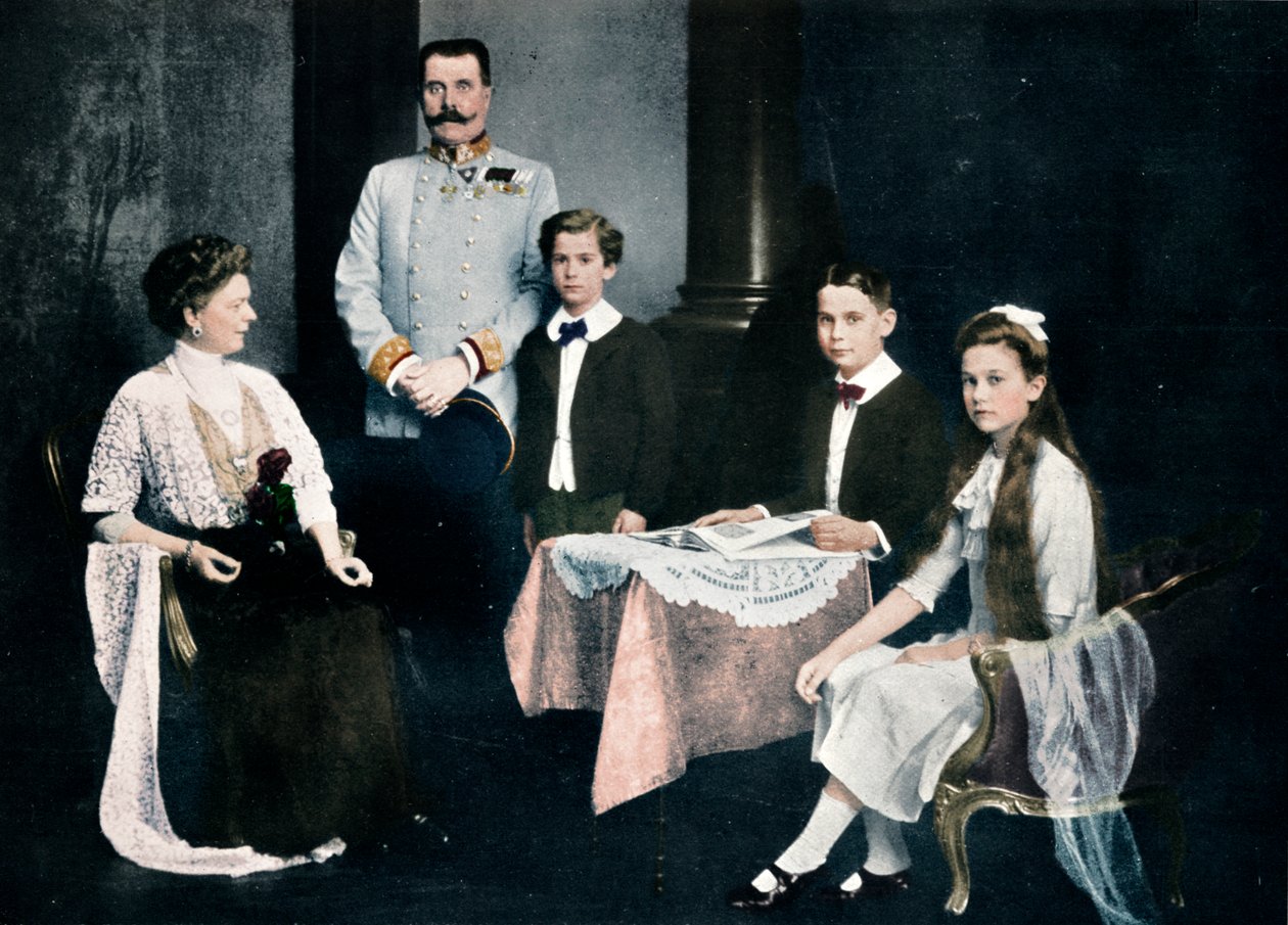 Murhattu arkkiherttua Francis Ferdinand vaimoineen ja lapsineen, v.1910 tekijältä Unbekannt