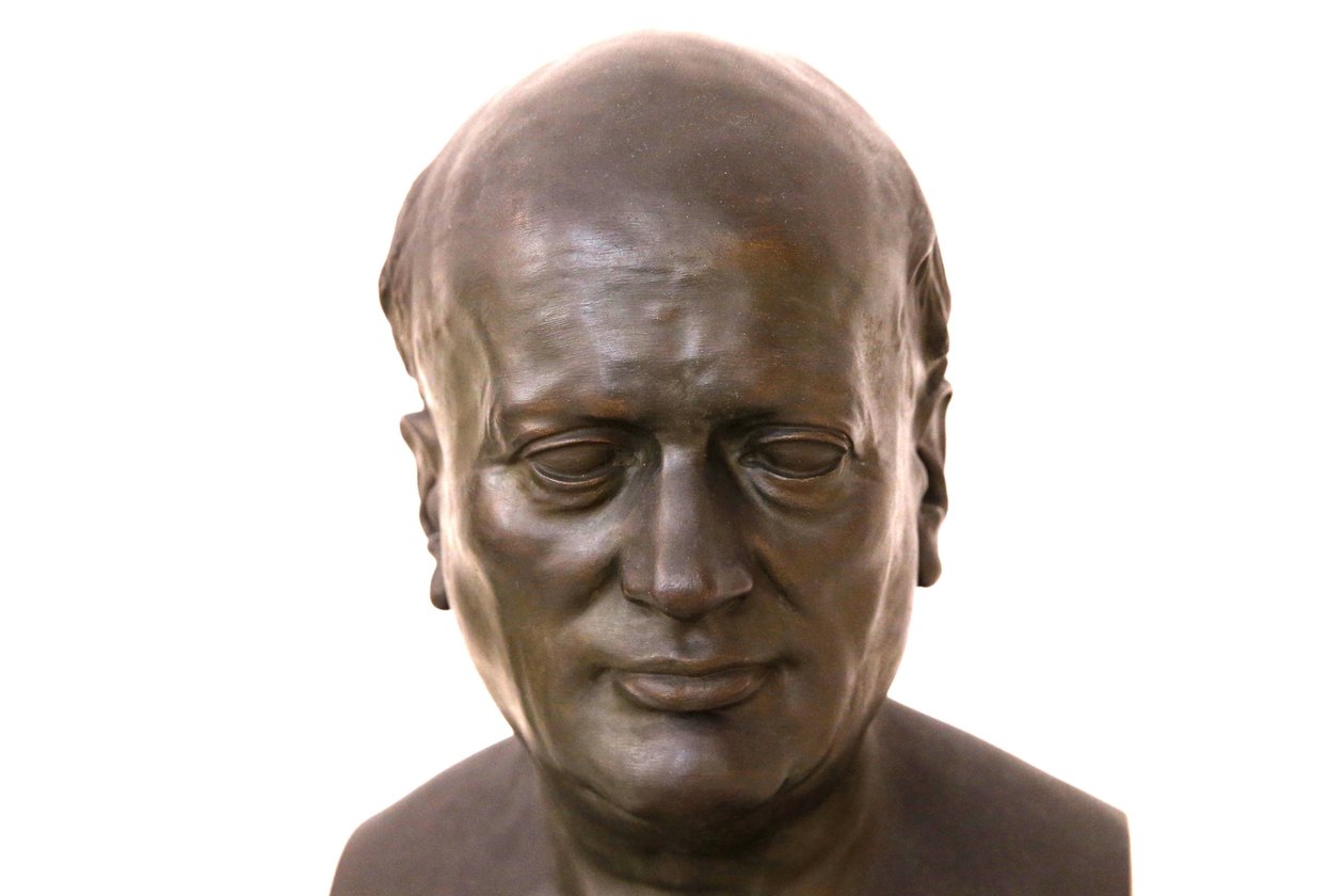 Ihmisen museo, Ihmiskunnan museo, Pariisi. Etienne Geoffroy-Saint-Hilaire, Jean-Francois Legendre-Heral, kipsi tekijältä Unbekannt