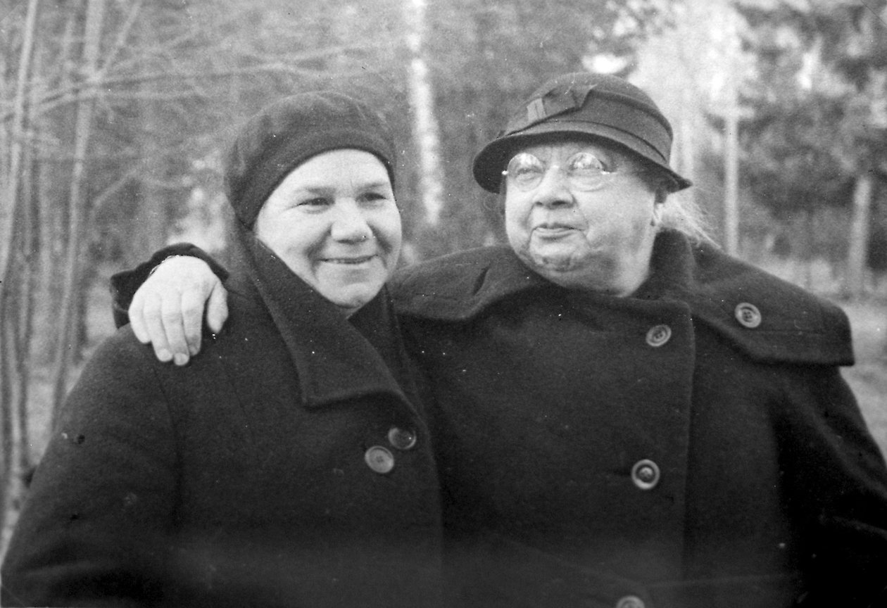 Nadezhda Krupskaya, Leninin vaimo ystävän kanssa, 1936 tekijältä Unbekannt