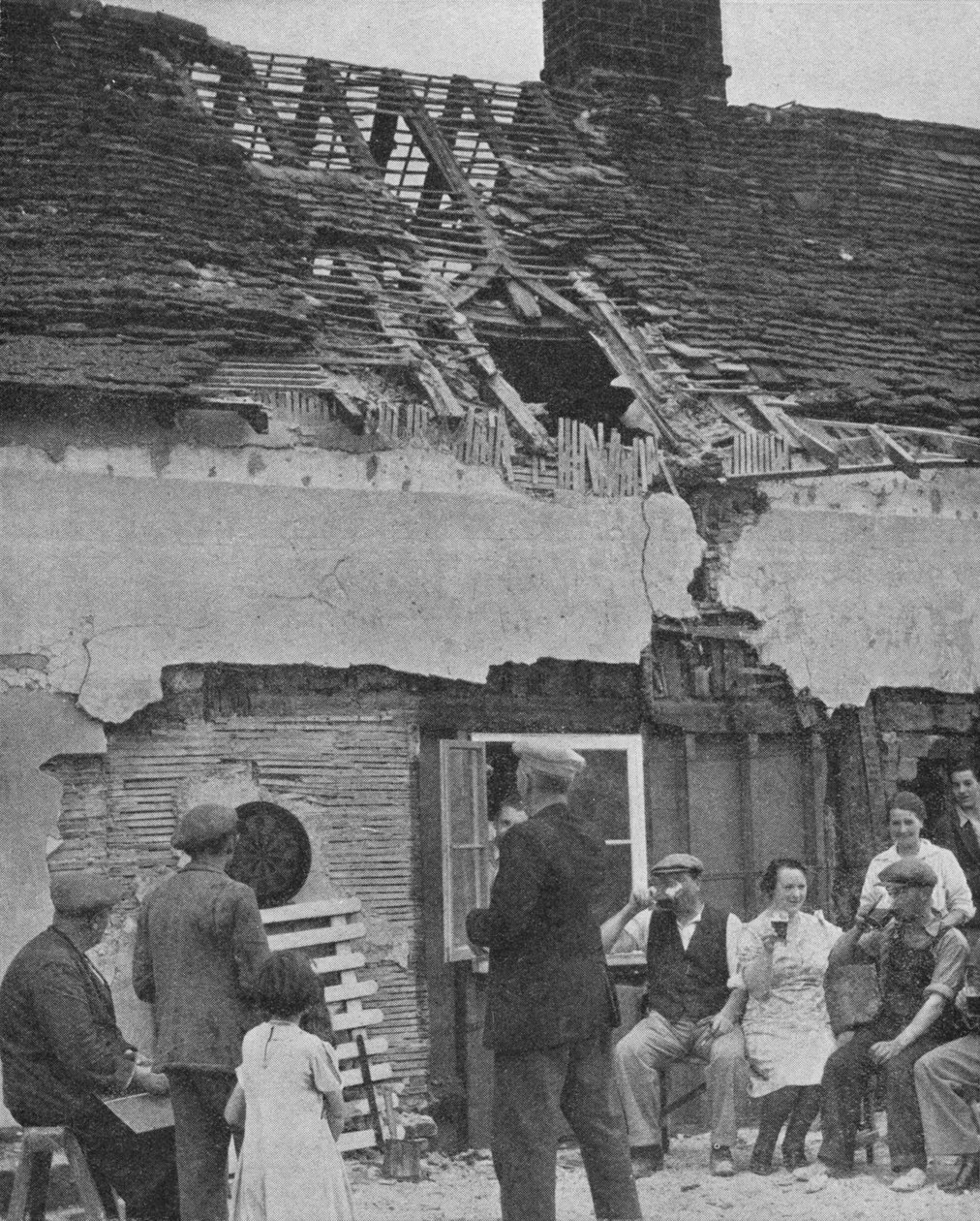 Natsit tehostivat ilmaiskuja Britanniaan 1940, 1940 tekijältä Unbekannt