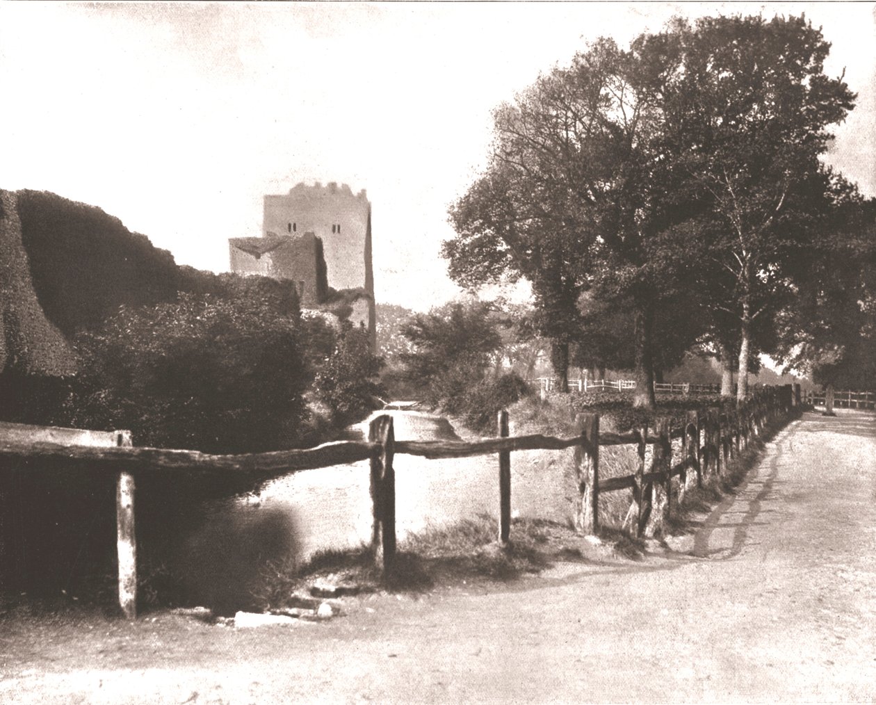 Old Moat, Portchesterin linna, Hampshire, 1894. tekijältä Unbekannt