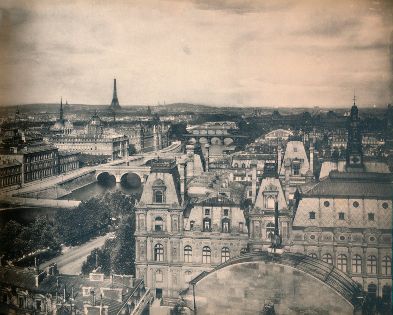 Pariisi. - Panoraama kahdeksasta sillasta. -LL, c1910. tekijältä Unbekannt